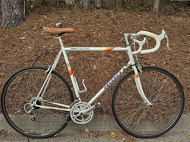 Vintage Peugeot Triathlon Road Bike 60cm Frame Shimano 105 Groupset